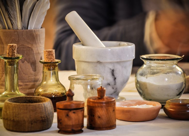 Les Étonnants Patrimoines :  Remèdes, potions et décoctions